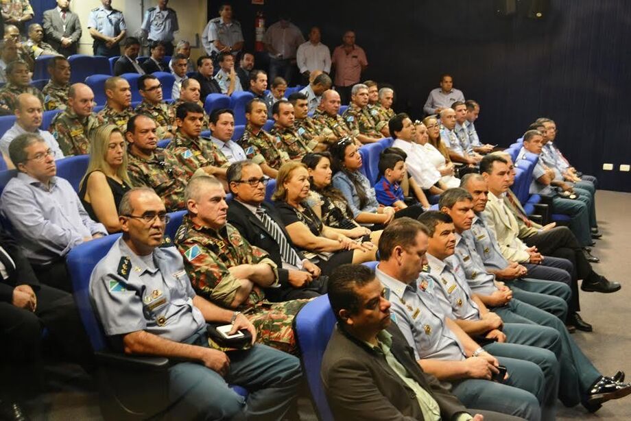 Varias autoridades Participaram da solenidade de troca de comando da Polícia Militar Ambiental