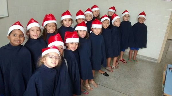 Composto por 20 meninos e meninas de quatro e cinco anos de idade, o coral infantil da Santa Casa foi criado no mês de setembro com o intuito de auxiliar no desenvolvimento das crianças