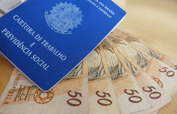 Salário mínimo vai de R$ 788 para R$ 880 em 2016