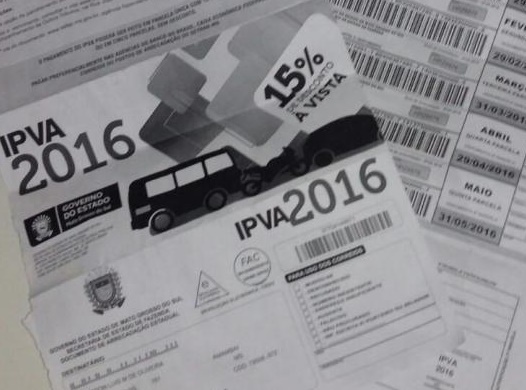 Os documentos estão sendo emitidos em preto e branco como medida de contenção de despesas.
