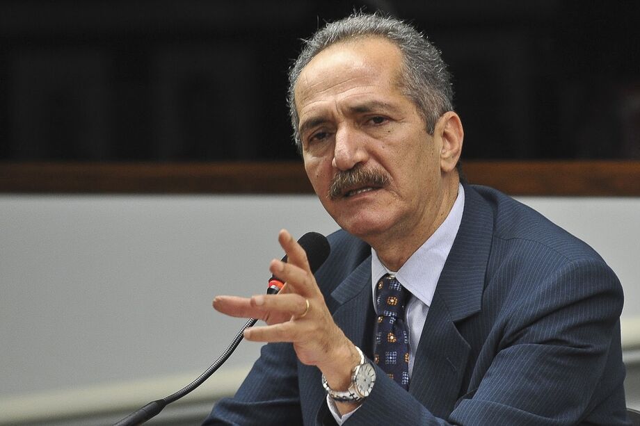 Ministro da Defesa Aldo Rebelo