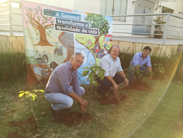Diretores da Sanesul participam das ações de educação ambiental