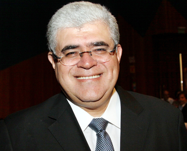 Marun participará juntamente com demais parlamentares que compõem essa organização do movimento na Avenida Paulista e será representado em Campo Grande pelo seu filho e sua esposa.