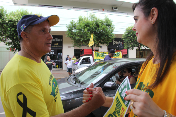 De acordo com a deputada, a pretensão para o próximo domingo é reunir pelo menos 50 mil pessoas na Capital, em uma caminhada que começa na praça do Rádio Clube Campo.