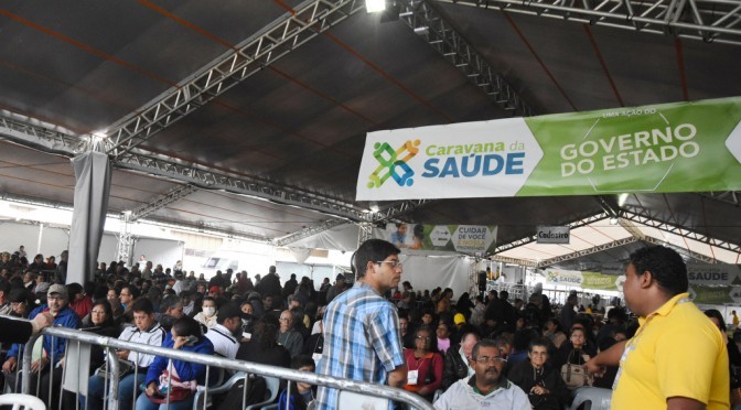 Atendimentos da Caravana da Saúde acontecem no Centro de Convenções Albano Franco
