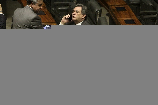 Simone também elogiou as medidas apresentadas pelo presidente interino Michel Temer e pelo ministro da Fazenda, Henrique Meirelles