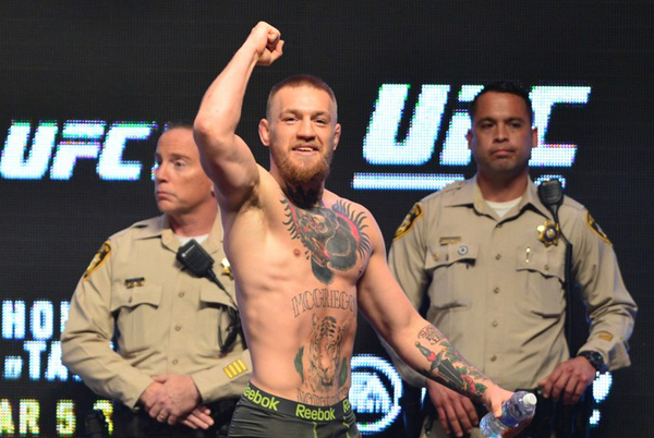 Conor McGregor vai mostrar toda sua forma em edição especial de revista americana