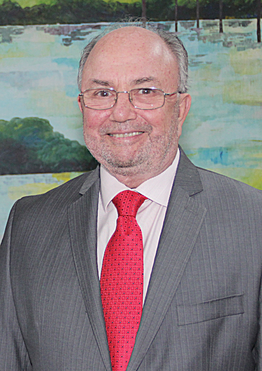 Evandro Ferreira Viana Bandeira, advogado