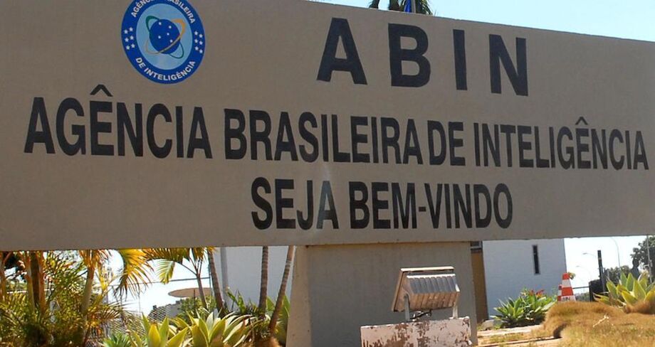 Agência enrola verificações e paralisa mil nomeações no governo