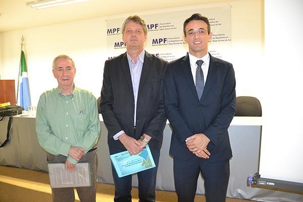 Presidente do Coema da Fiems, Isaías Bernardini, Secretáario Jaime Verruck e procurador da República Elton Luiz Bueno Cândido