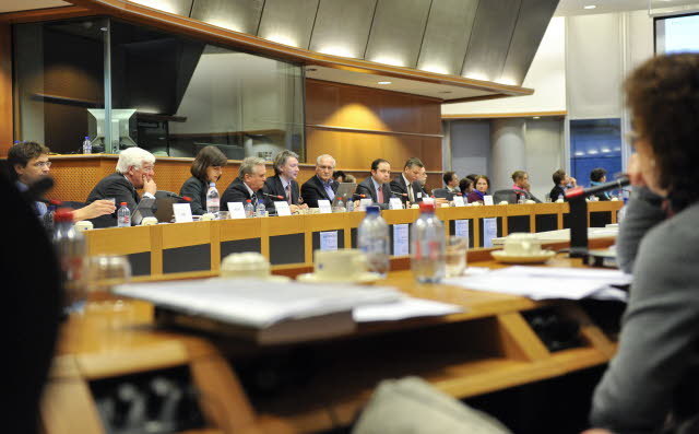 Parlamento europeu se reúne na próxima terça-feira (28)