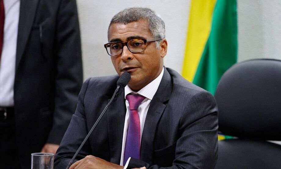 Romário deve oficializar pré-candidatura na próxima segunda-feira (20)