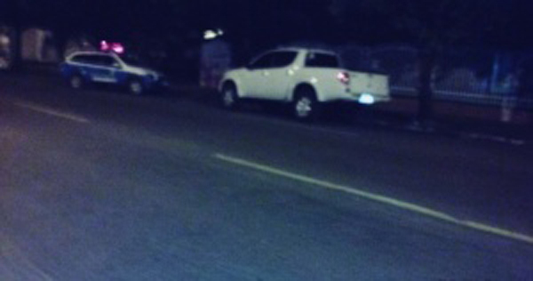 Ao saírem do local pois algo havia dado errado, os bandidos efetuaram dois disparos contra a casa, mas ninguém se feriu