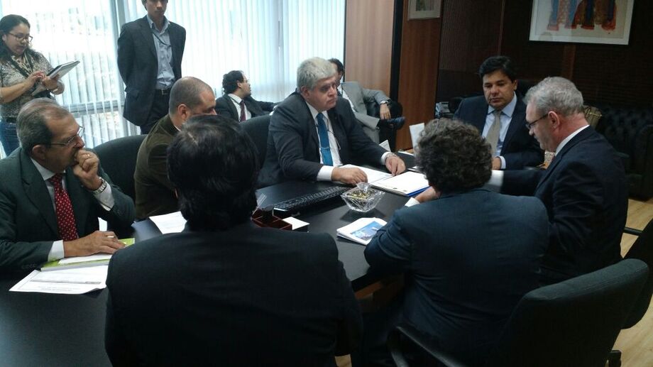 Deputado federal Carlos Marun (PMDB-MS) durante reunião com o Ministro da Educação, Mendonça Filho