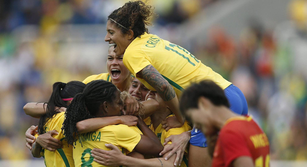A busca do Brasil pela medalha de ouro começou há 20 anos, quando o futebol feminino passou a integrar o programa olímpico, nos Jogos de Atlanta 1996. De lá para cá, as brasileiras estiveram em todas as edições e conquistaram duas medalhas de prata