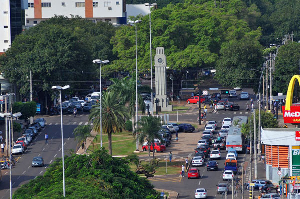 Para quem vai ficar na Capital, confira o que abre e fecha nesta sexta-feira (26)