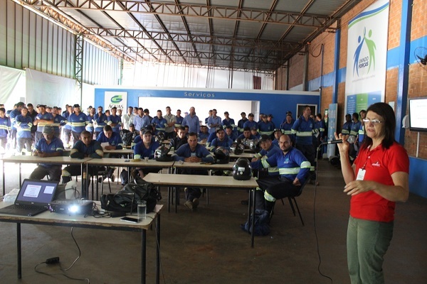 A palestra também mostrou que a doação de sangue ainda é cercada de dúvidas da população