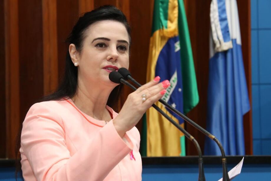 Deputada também foi vítima do câncer de mama e teve cura