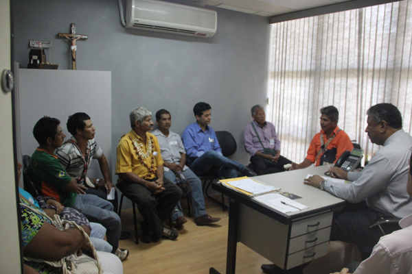 Participaram da reunião também os representantes da Funai e da Águas Guariroba, que se comprometeu a assumir os custos de instalação e distribuição de água na aldeia