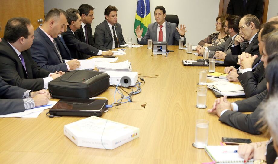 Os envolvidos prometeram chegar a um ponto consensual o mais rápido possíve