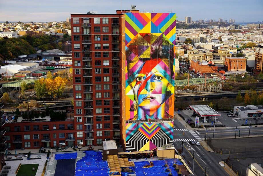 o convite para a obra surgiu do prefeito da cidade, Steven M. Fulop. Jersey City possui um amplo projeto, denominado “Mural Arts Program”