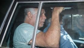 Rio de Janeiro - Empresário Miguel Iskin é preso na operação Fatura Exposta e levado para a sede da Polícia Federal no Rio(Tomaz Silva/Agência Brasil)