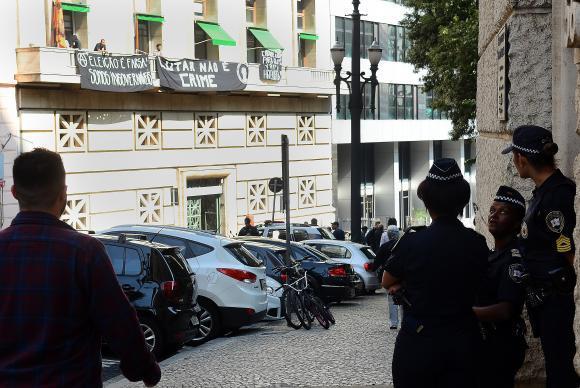 São Paulo - Movimentos sociais ocupam sede da Secretaria Municipal de Direitos Humanos e Cidadania em ato contra as ações de desocupação da Cracolândia (Rovena Rosa/Agência Brasil)