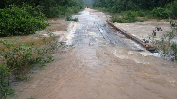 Entre os prejuízos está fortes erosões nas margens do rio Salobra