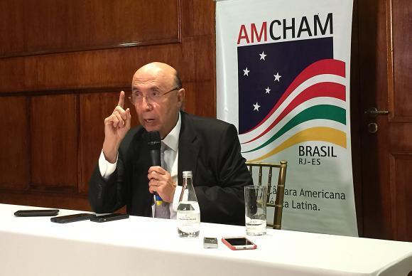 Henrique Meirelles participou da posse da nova diretoria da Câmara de Comércio Americana do Rio de Janeiro