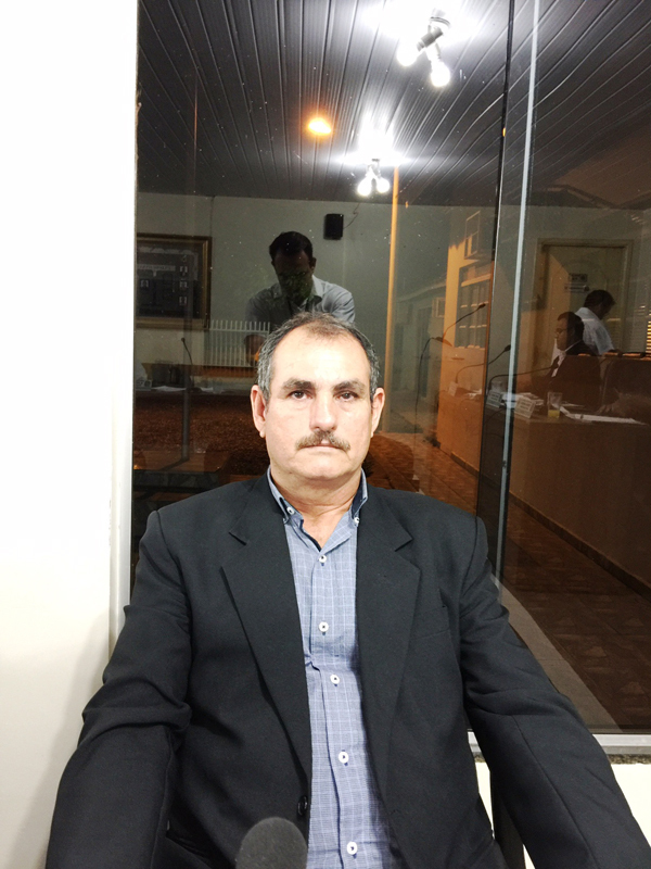 Para Nelson, esta é uma solicitação antiga desta comunidade e ainda ressalta que o problema precisa ser resolvido com urgência