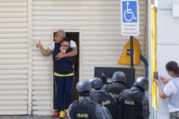 O assalto aconteceu na agência da Vila Formosa, na Zona Leste de São Paulo, no início da manhã