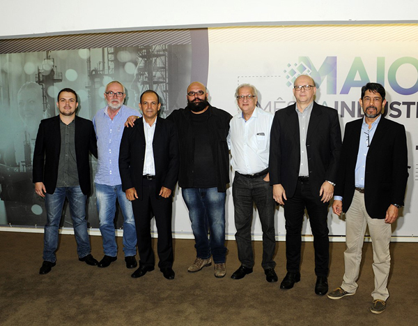 Além destas ações de apoio em curso, o Sindivest/MS também assinou convênio com as empresas OPT3 Marketing Digital e Mais Code, que oferecerão serviços em gestão de redes sociais, desenvolvimento de sites, aplicativos e sistemas
