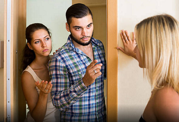 Os problemas de convivência são repetitivos, por isso, os moradores devem ter em mente que quando surge algum problema, ele deve ser trabalhado com soluções de praticidade e eficácia