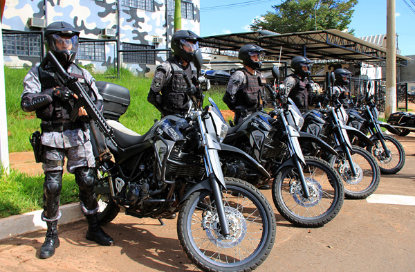 As apreensões de armas de fogo também aumentaram. Foram 103 apreendidas no segundo semestre de 2016, contra 65 que haviam sido encontradas pelos policiais no ano anterior