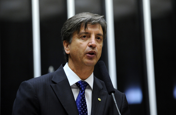 As eleições diretas vão garantir as necessárias credibilidade e legitimidade para o próximo presidente afirma o deputado Dagoberto