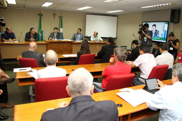 O seminário será aberto com a palestra sobre o Plano Estadual de Regularização Fundiária, que será ministrada pelo advogado e coordenador institucional do Programa de Regularização Fundiária do Estado de São Paulo