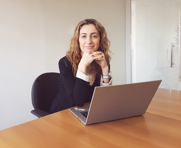 Claudia Moraes é diretora de produtos da Procondutor