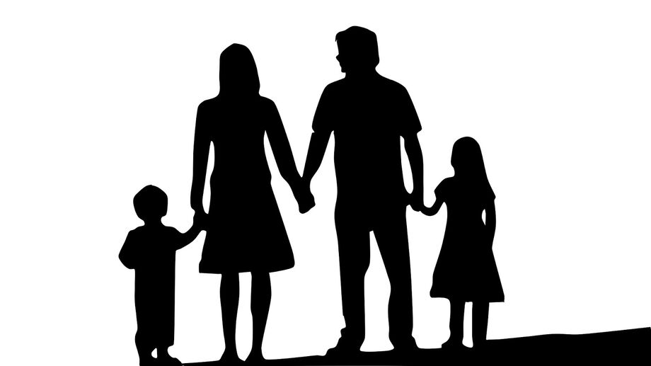 O serviço de Acolhimento dentro de famílias é considerado pelos especialistas como o meio mais adequado para aqueles que, por determinação legal, não estão com suas famílias biológicas