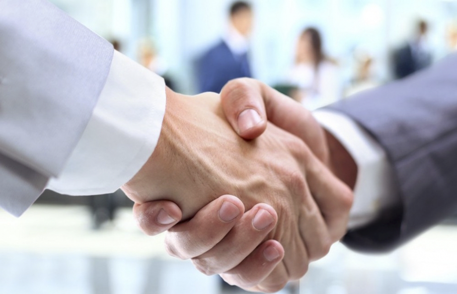 A metodologia reúne vítima, infrator e demais indivíduos envolvidos na situação e estimula o entendimento