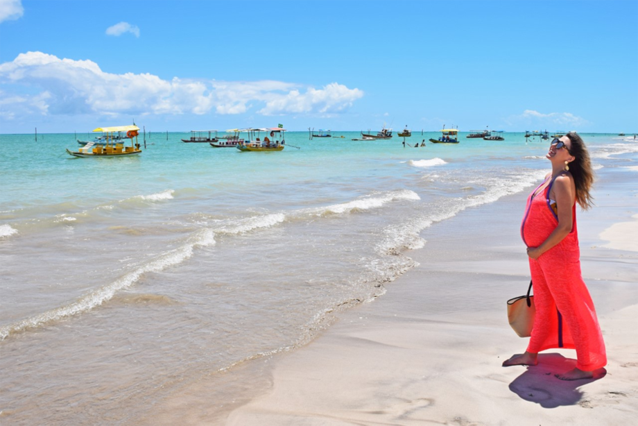 Se você é uma grávida que está passando muito mal no comecinho, com certeza é melhor evitar uma viagem longa
