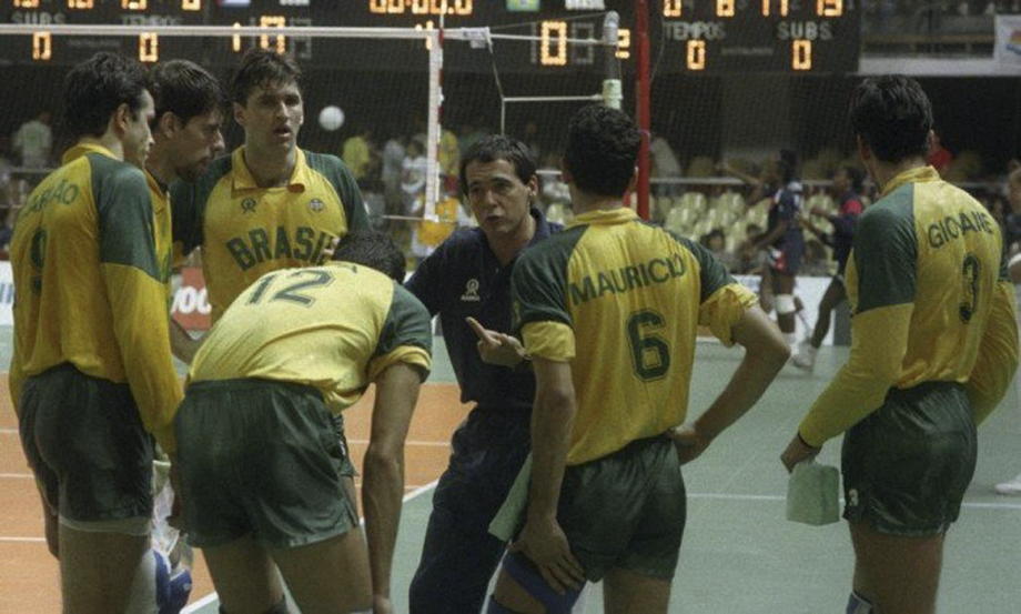 Os dois entraram para a história do esporte nacional com o vice-campeonato nos Jogos Olímpicos de Los Angeles e ficaram conhecidos como a Geração de Prata do vôlei nacional