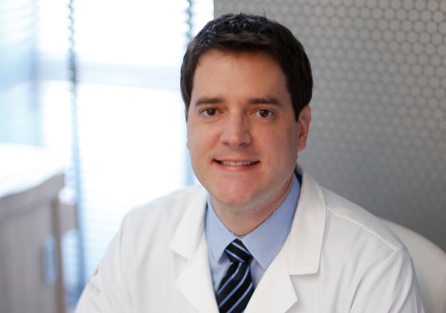 A palestra será ministrada pelo cirurgião oncologista Eric Rulli Meneses, coordenador do Programa de Residência Médica do Hospital de Câncer Alfredo Abrão