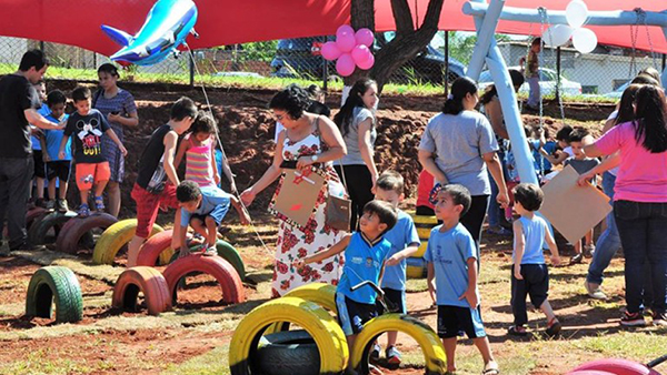 Ao todo, o espaço contará com 14 peças entre balanços, motocicletas, quadriciclos, circuito psicomotor e escaladores