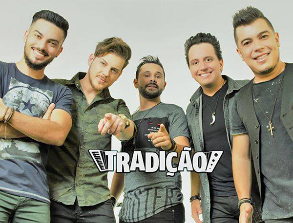 O grupo apresentará os maiores sucessos, com músicas consagradas em todo o Brasil, além do novo sucesso: “Segue o Baile”