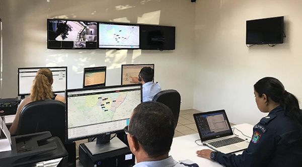 Na solenidade de inauguração, também acontece a formatura de 28 policiais militares que participaram do primeiro Curso de Especialização em Policiamento Rodoviário