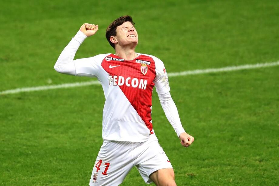 Giulian Biancone comemora após marcar pelo Mônaco contra o Lorient