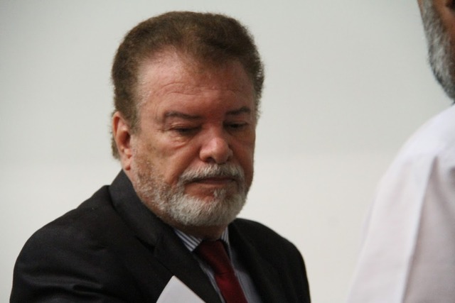 Deputado estadual de Mato Grosso do Sul por 31 anos (oito mandatos), Maurício Picarelli (PSDB) despediu-se do parlamento na manhã desta quarta-feira (19).
