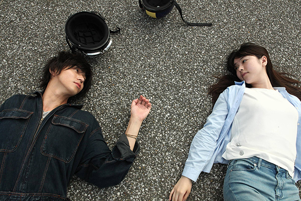 Asako I e II fornece, numa duração standard, o que se pode definir como dois em um