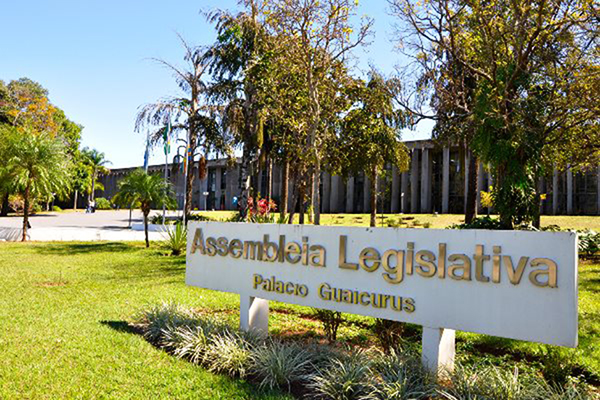 Em atuação, há quatro frentes na Assembleia Legislativa de Mato Grosso do Sul, que reúnem 57 entidades ligadas a diversas áreas, como saúde, educação, agropecuária, meio ambiente e trabalho