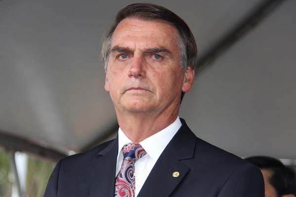 Bolsonaro não deu mais detalhes sobre qual será a diferença desta mudança para a atual legislação